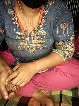 Priyanka-Khan online show from 06/13/26, 09:24