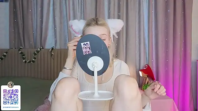 Sunshine agata online show from 06/19/26, 05:01