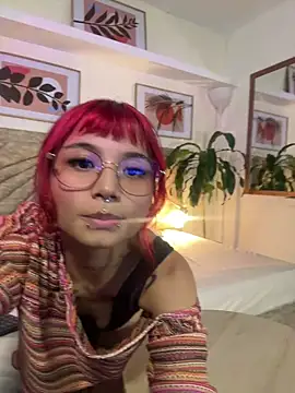 Emma duff online show from 05/21/26, 07:43