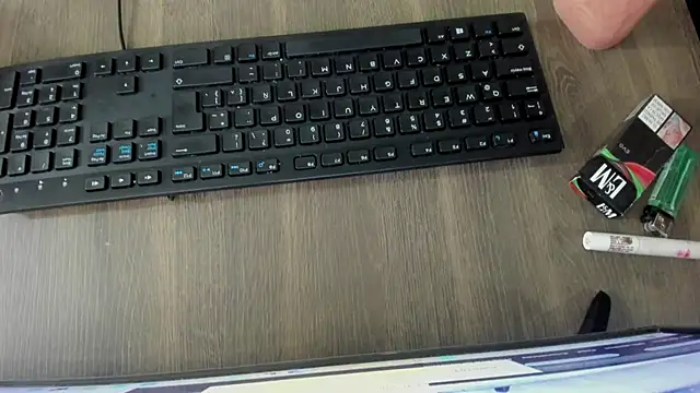 madys hot online show from 10/25/25, 03:25