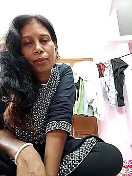 Snapshot of cute_janvi26 chatting on 11/05/25, 06:02 cute janvi26 online show from 11/05/25, 06:02