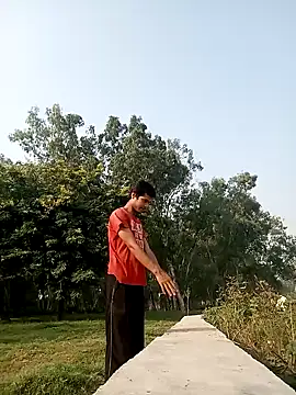 maxmishra18 online show from 10/23/25, 03:06