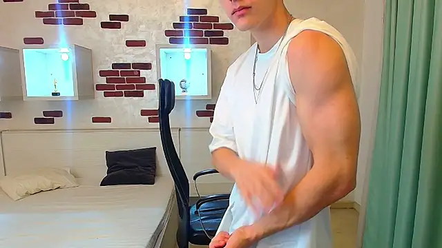 BradyFlint online show from 10/19/25, 04:57