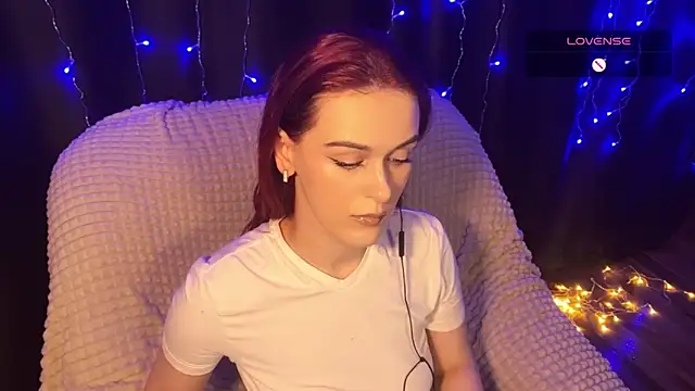 Snapshot of Veksal1a chatting on 02/14/26, 05:21 Veksal1a online show from 02/14/26, 05:21