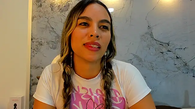 Snapshot of Karina_chastillo chatting on 07/28/26, 06:20 Karina chastillo online show from 07/28/26, 06:20