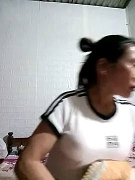 tabby-cat11 online show from 11/13/25, 05:28