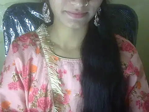 Shezi N online show from 10/28/25, 10:30