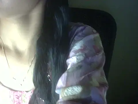 Snapshot of Shezi_N chatting on 12/22/25, 12:46 Shezi N online show from 12/22/25, 12:46