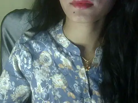 Snapshot of Shezi_N chatting on 05/02/26, 02:55 Shezi N online show from 05/02/26, 02:55
