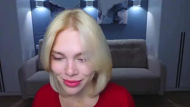 Snapshot of Maya_Morrow chatting on 10/20/25, 01:11 Maya Morrow online show from 10/20/25, 01:11
