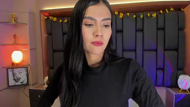 Snapshot of TanyaBello chatting on 11/19/25, 01:11 TanyaBello online show from 11/19/25, 01:11