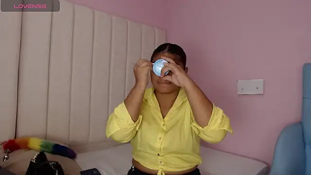 miel alisha online show from 11/29/25, 12:52