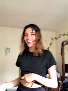 Snapshot of MiaaCute- chatting on 12/02/25, 08:59 MiaaCute- online show from 12/02/25, 08:59