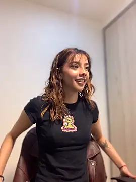 Snapshot of MiaaCute- chatting on 03/09/26, 08:13 MiaaCute- online show from 03/09/26, 08:13