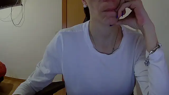 Snapshot of vampirosa@xh chatting on 03/10/26, 12:21 vampirosaxh online show from 03/10/26, 12:21