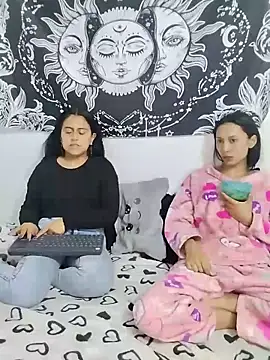 emily n abby online show from 06/09/26, 01:12