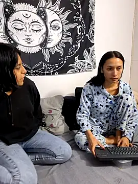 emily n abby online show from 06/27/26, 01:39