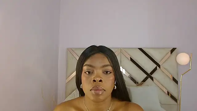 Maiacharris  online show from 06/12/26, 12:15