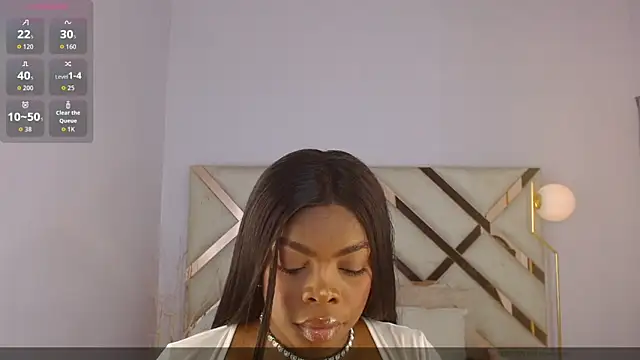 Maiacharris  online show from 06/19/26, 12:09