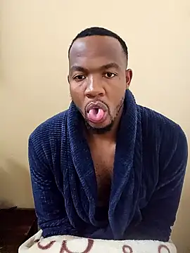 Snapshot of sgid8192 chatting on 01/14/26, 01:06 sgid8192 online show from 01/14/26, 01:06