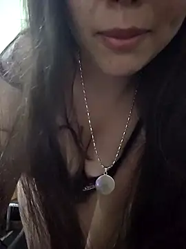 Snapshot of Alissun_ chatting on 05/01/26, 12:48 Alissun online show from 05/01/26, 12:48