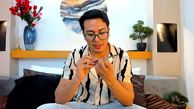 JohnBelRose online show from 11/06/25, 07:26