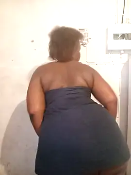 Snapshot of Roronae chatting on 11/04/25, 09:41 Roronae online show from 11/04/25, 09:41