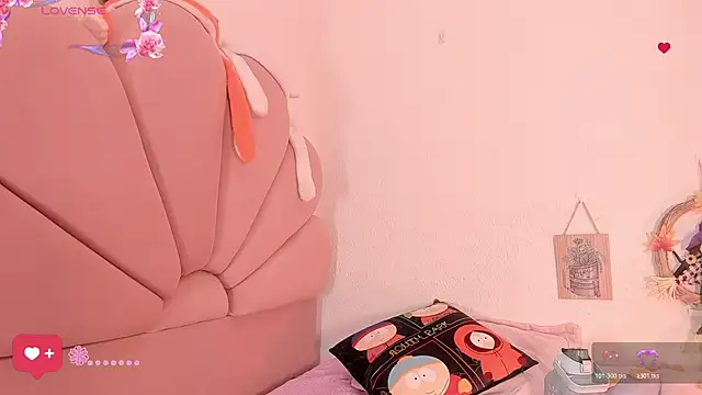 madeliin clerk online show from 11/26/25, 07:59