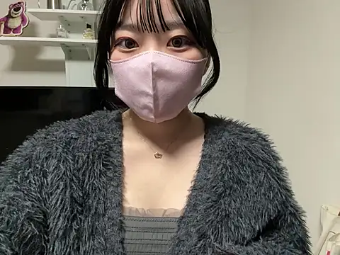 Snapshot of pinkudayo_girl chatting on 04/12/26, 01:05 pinkudayo girl online show from 04/12/26, 01:05