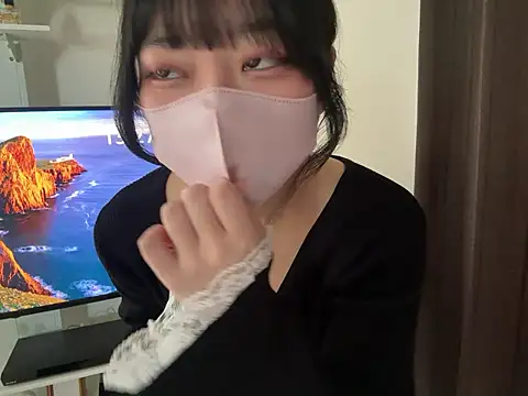 Snapshot of pinkudayo_girl chatting on 04/18/26, 04:27 pinkudayo girl online show from 04/18/26, 04:27