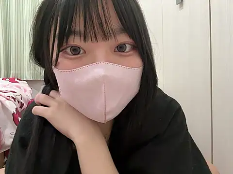 Snapshot of pinkudayo_girl chatting on 05/07/26, 12:43 pinkudayo girl online show from 05/07/26, 12:43