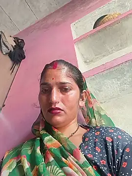 Snapshot of Pooja_shre chatting on 06/03/26, 02:03 Pooja shre online show from 06/03/26, 02:03