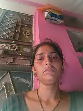 Snapshot of Pooja_shre chatting on 06/17/26, 10:50 Pooja shre online show from 06/17/26, 10:50