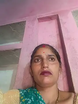 Snapshot of Pooja_shre chatting on 06/25/26, 07:24 Pooja shre online show from 06/25/26, 07:24