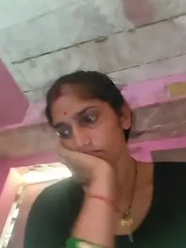 Snapshot of Pooja_shre chatting on 06/27/26, 08:52 Pooja shre online show from 06/27/26, 08:52