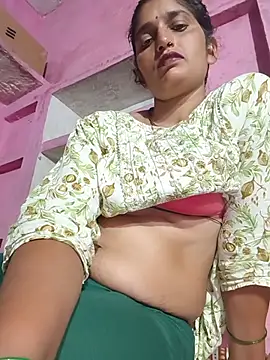 Snapshot of Pooja_shre chatting on 07/30/26, 01:54 Pooja shre online show from 07/30/26, 01:54