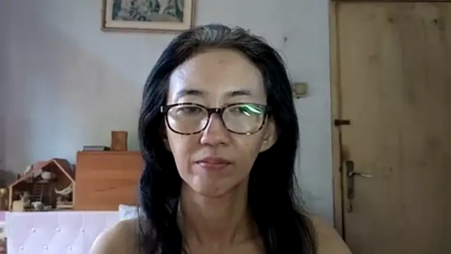 princessD077 online show from 06/12/26, 03:05