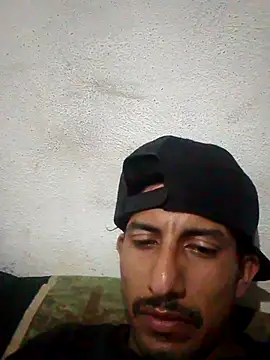 Snapshot of Orlao25cm chatting on 03/29/26, 07:30 Orlao25cm online show from 03/29/26, 07:30