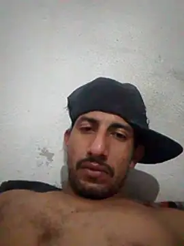 Snapshot of Orlao25cm chatting on 04/02/26, 05:16 Orlao25cm online show from 04/02/26, 05:16