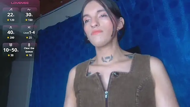 Scarlett crastrawberry online show from 11/08/25, 09:24