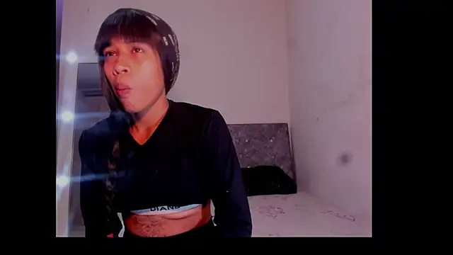 Snapshot of bad_girl_xxx chatting on 12/23/25, 05:38 bad girl xxx online show from 12/23/25, 05:38