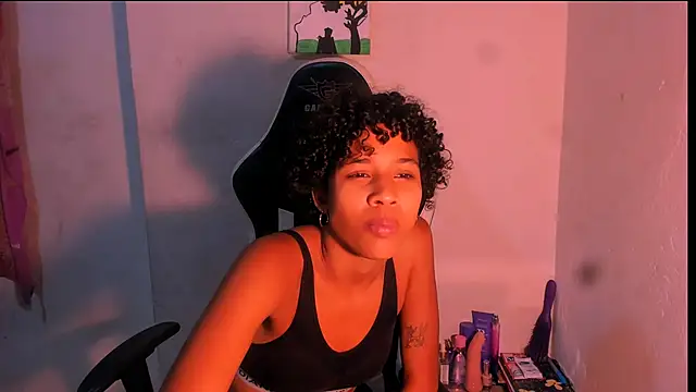 bad girl xxx online show from 04/28/26, 03:11