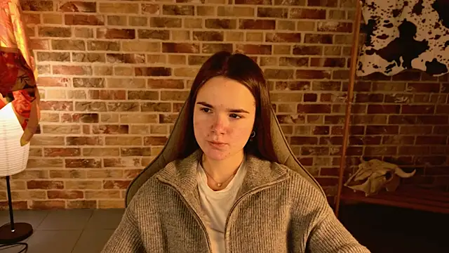 May Bloom online show from 11/23/25, 09:20