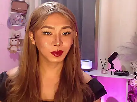 Snapshot of Katesy12 chatting on 11/17/25, 01:22 Katesy12 online show from 11/17/25, 01:22