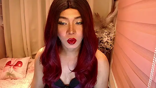 Snapshot of Katesy12 chatting on 02/23/26, 01:25 Katesy12 online show from 02/23/26, 01:25