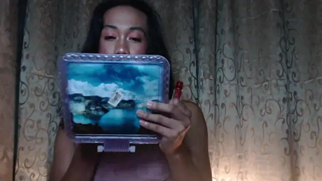 taylaxuxu online show from 10/17/25, 05:48