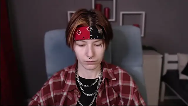 guitarandangell online show from 01/16/26, 05:11