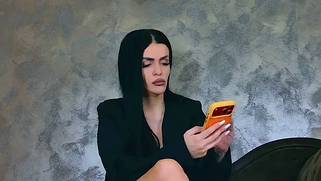 KimWilmes online show from 05/19/26, 02:12