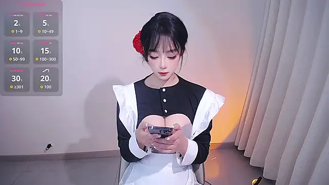 Snapshot of Kinadolly chatting on 05/10/26, 12:10 Kinadolly online show from 05/10/26, 12:10