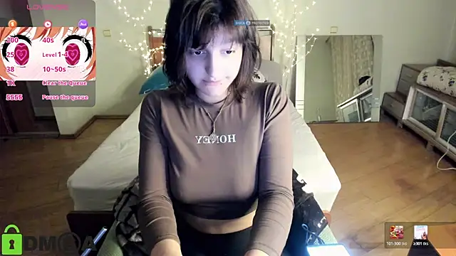 Snapshot of A_Skyy chatting on 05/08/26, 10:15 A Skyy online show from 05/08/26, 10:15